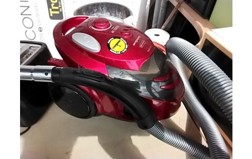 ASPIRATEUR BALAI CYCLODUST +RES