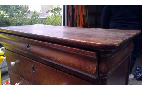 COMMODE ANCIENNE  4 TIROIRS