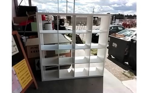 ETAGERE IKEA KALLAX 16 BLOCS