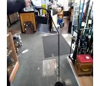 LAMPADAIRE MODERNE NOIRE