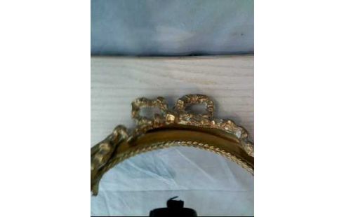 WANDSPIEGEL KL. RUND GOLDF. +SCHLEIFE