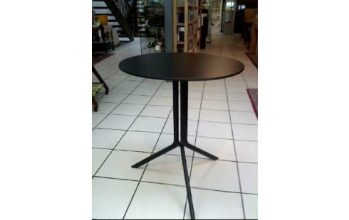 TABLE ROND