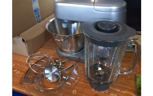 ROBOT MENAGER KENWOOD ELITE CHEF (AVEC BLENDER)