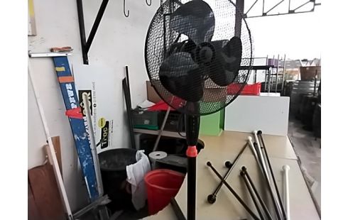 VENTILATEUR SUR PIED