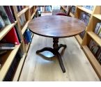 TABLE BOURGUIGNONE