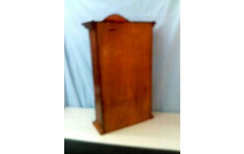 WANDVITRINE KLEIN HOLZ 3-SCHUBL. 3-EBEN.