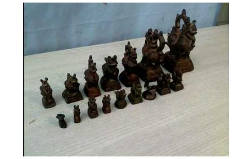 FIGUREN BRONZEFARB. 16-TLG.
