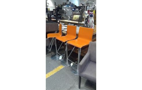 HOCKER DESIGN ITALIENISCH