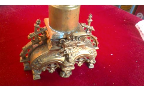 CANDELERO BRONCE MACIZO