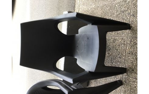 CHAISE PLASTIQUE LOT DE 2