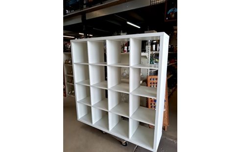 ETAGERE IKEA KALLAX 16 CAES