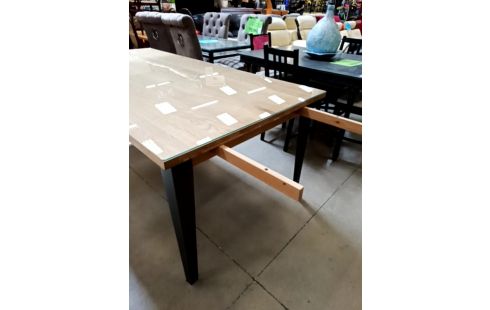TABLE CHENE MASSIF SATINÉ 200/100CM