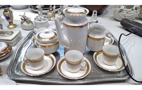 SERVICE A CAFE LYSERET DORE