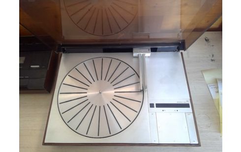 STEREO B/OBEOGRAM4000//BEOMASTER4000 BEOCORD2200/BEOVOX5700NA TE ZIEN/SETPRIJS