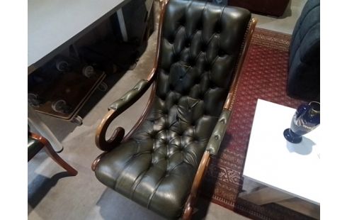 FAUTEUIL STYLE CHESTERFIELD