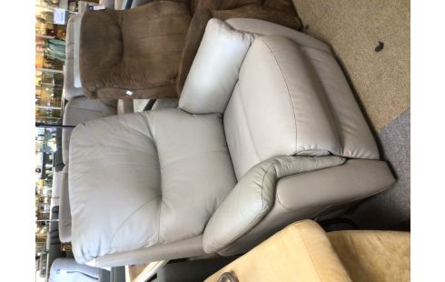 FAUTEUIL RELAX ELECTRIQUE RELEVEUR CUIR GRIS EN ETAT