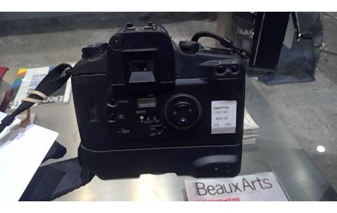APPAREIL PHOTO CANON  E05 30V