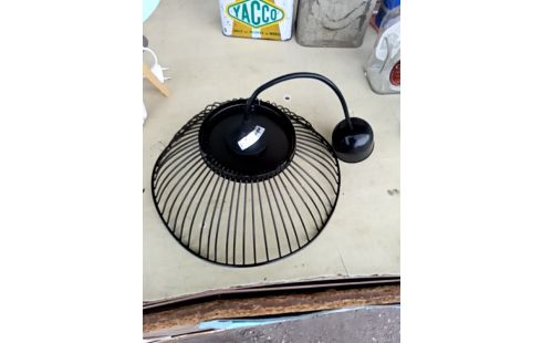 SUSPENSION METAL