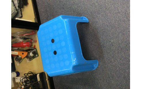 MARCHEPIED PLASTIQUE BLEU