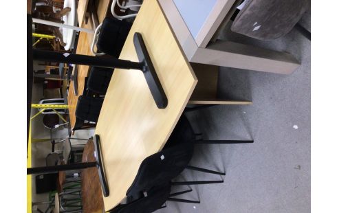 TABLE COULEUR HETRE GM