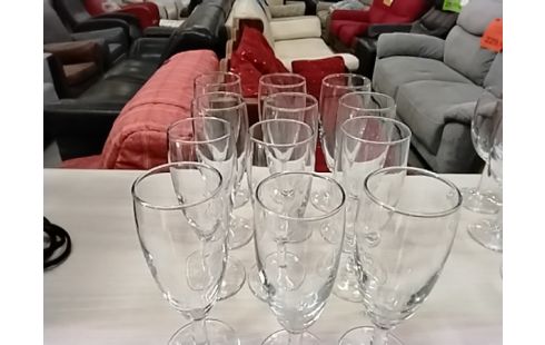 FLUTE A CHAMPAGNE LOT