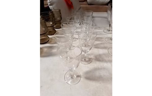 VERRES A LIQUEUR LOT DE