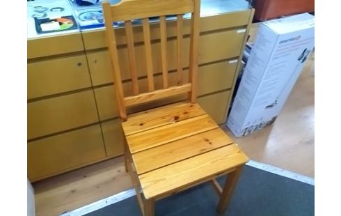 CHAISE PIN