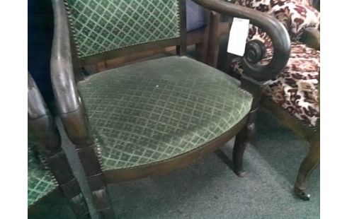 FAUTEUIL STYLE CROSSE TISSU VERT