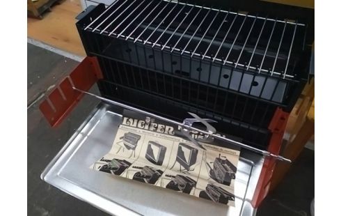 BARBECUE VINTAGE LUCIFER 1155 (AVEC NOTICE ET BROCHE)