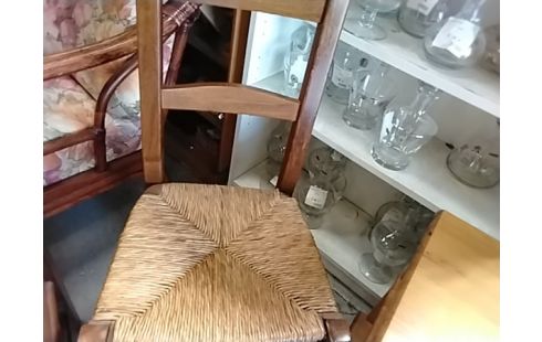 CHAISE PAILLEE