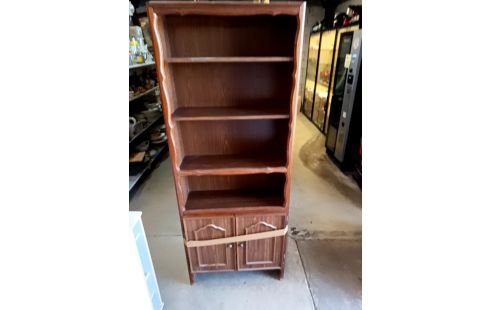ETAGERE