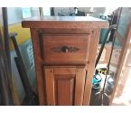 MEUBLE D'APPOINT CHENE MASSIF CLE