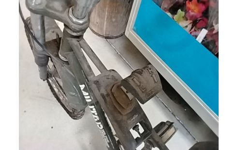 VELO BMX MILITAR SORTI DU GRENIER