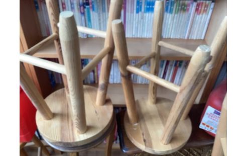 TABOURET PIN