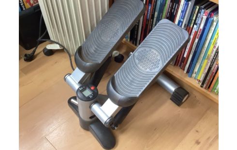 STEPPER GRIS