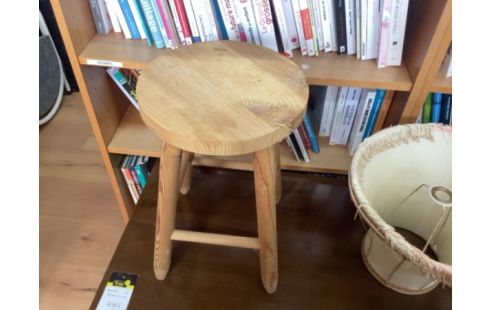 TABOURET EN PIN