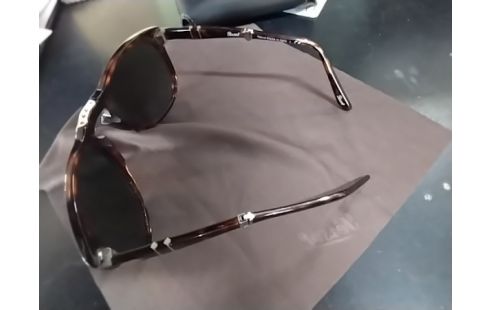 LUNETTES SOLAIRES PLIANTE PERSOL