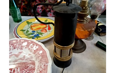 LAMPE DE MINEURS ÉLECTRIFIER