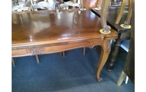 TABLE STYLE LOUIS XV