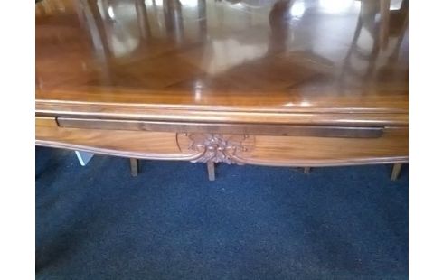 TABLE STYLE LOUIS XV