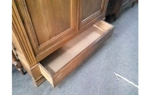 ARMOIRE 2P ANCIENNE (ETAGERES)