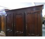 ARMOIRE 3P (AVEC ETAGERES+PENDERIE) QLQS RAYURES)