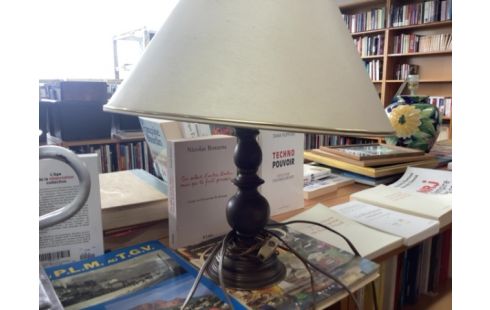 LAMPE PIED BOIS