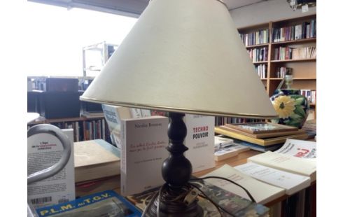 LAMPE PIED BOIS