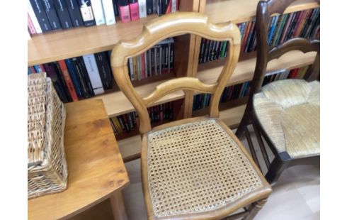 CHAISE CANNEE