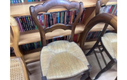 CHAISE PAILLEE