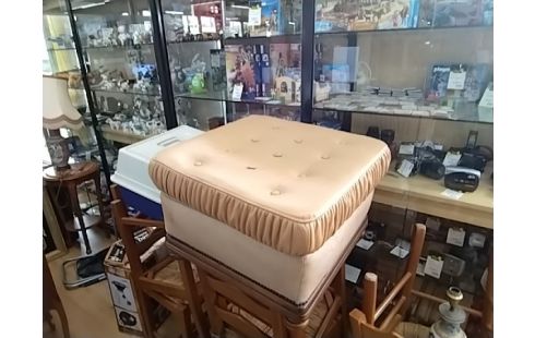 POUF CUIR BEIGE