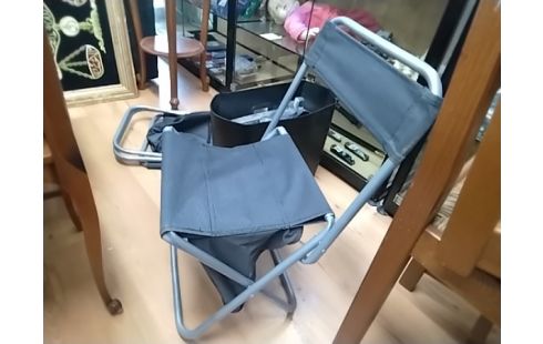 CHAISE PLIANTE RANGEMENT METAL GRISE