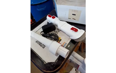 ASPIRATEUR BALAI SANS FIL  + ACC RSV