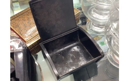 BOITE MÉTAL ASIATIQUE